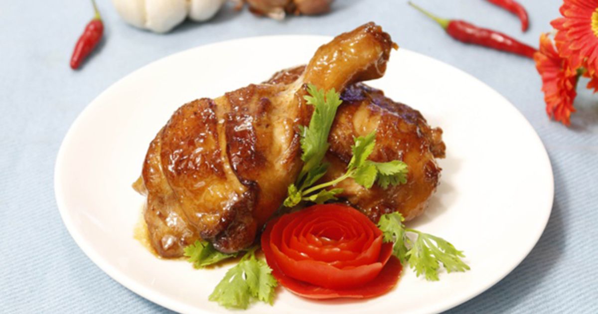 Công thức làm gà quay nước dừa đậm vị, cực đơn giản tại nhà