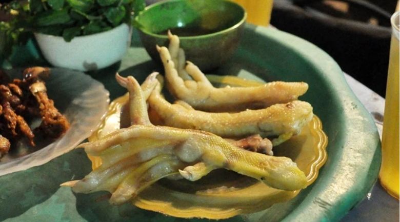 Hướng dẫn cách làm chân ngan luộc mềm không nứt siêu ngon chan-ngan-luoc-3
